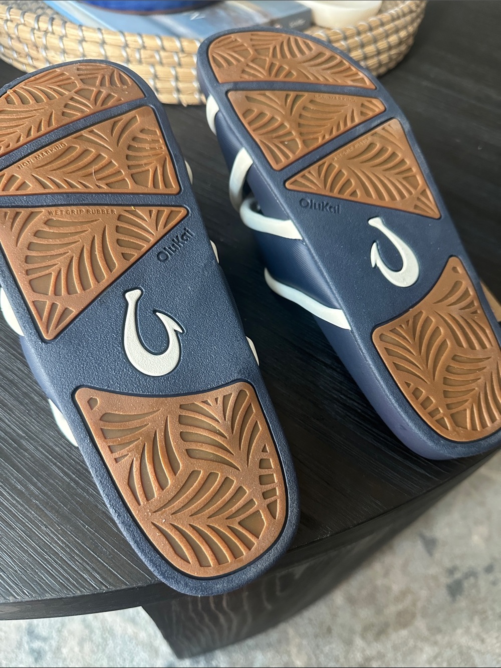 OluKai Ani Navy and white crisscross sandal - Picture 7 of 7